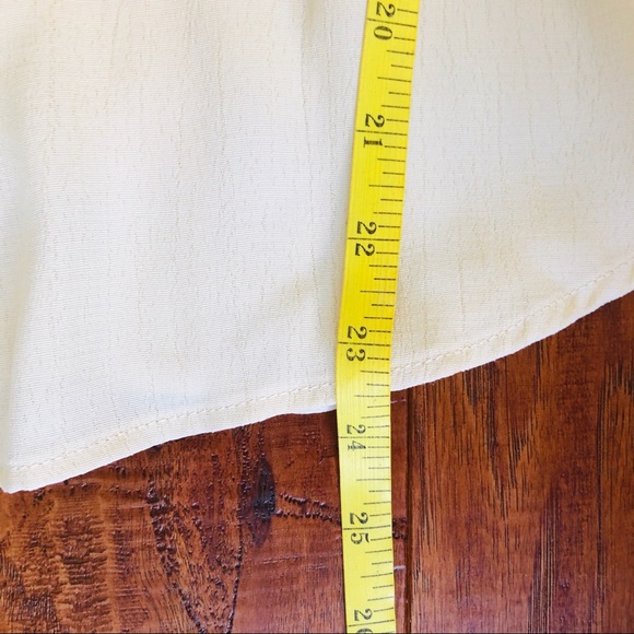 VINTAGE 70s Cream Top Blouse - Picture 6 of 10